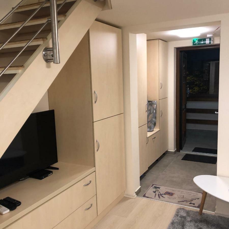 Beachfront Studio Apartman Lejlighedshotel Balatonfůzfő Eksteriør billede